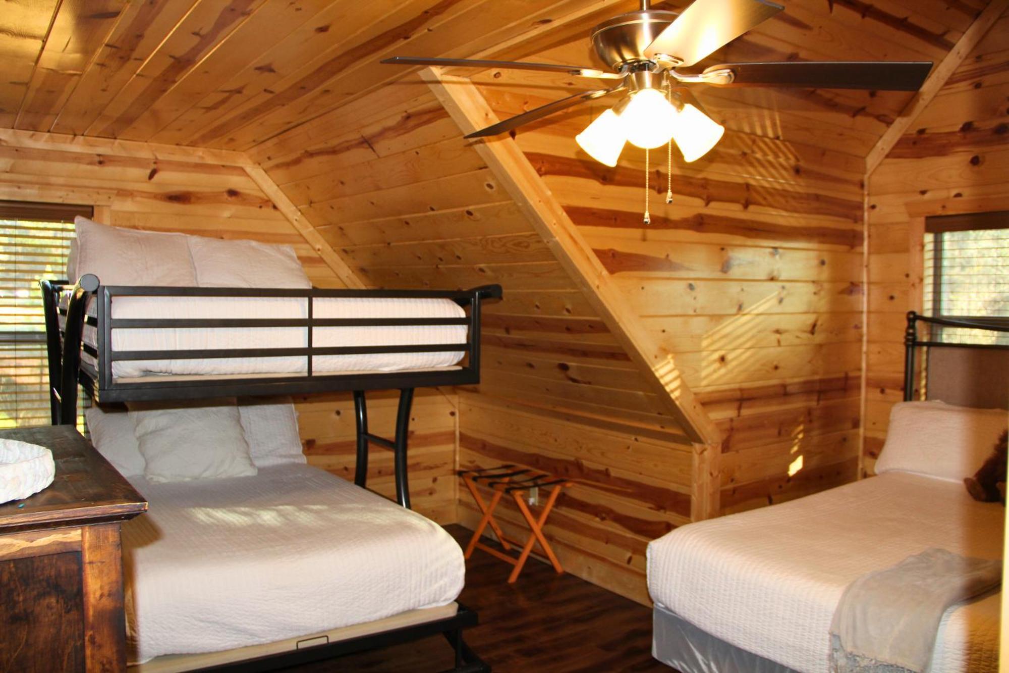 4Br/3Bth Family Cabin With A Hot Tub, Sleeps 14 Broken Bow Exterior foto